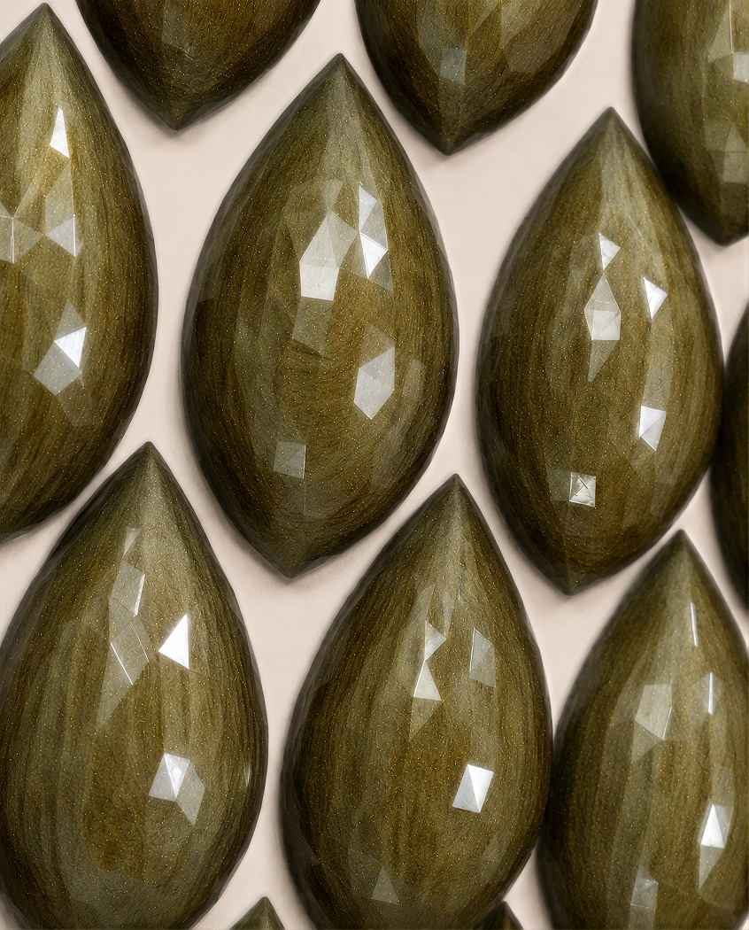 Oregon Hazelnut Crunch Bonbon