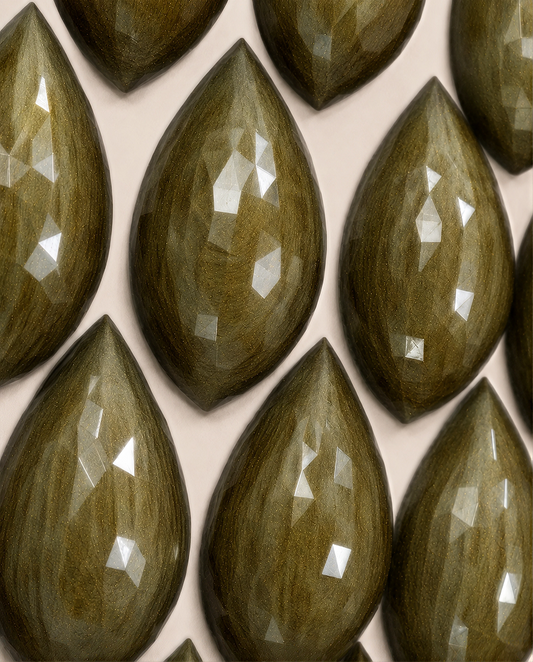 Oregon Hazelnut Crunch Bonbon